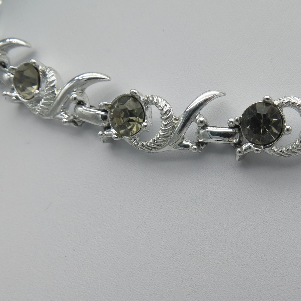 Vintage Sarah Coventry Necklace and Earring Set - Picture 7 of 8